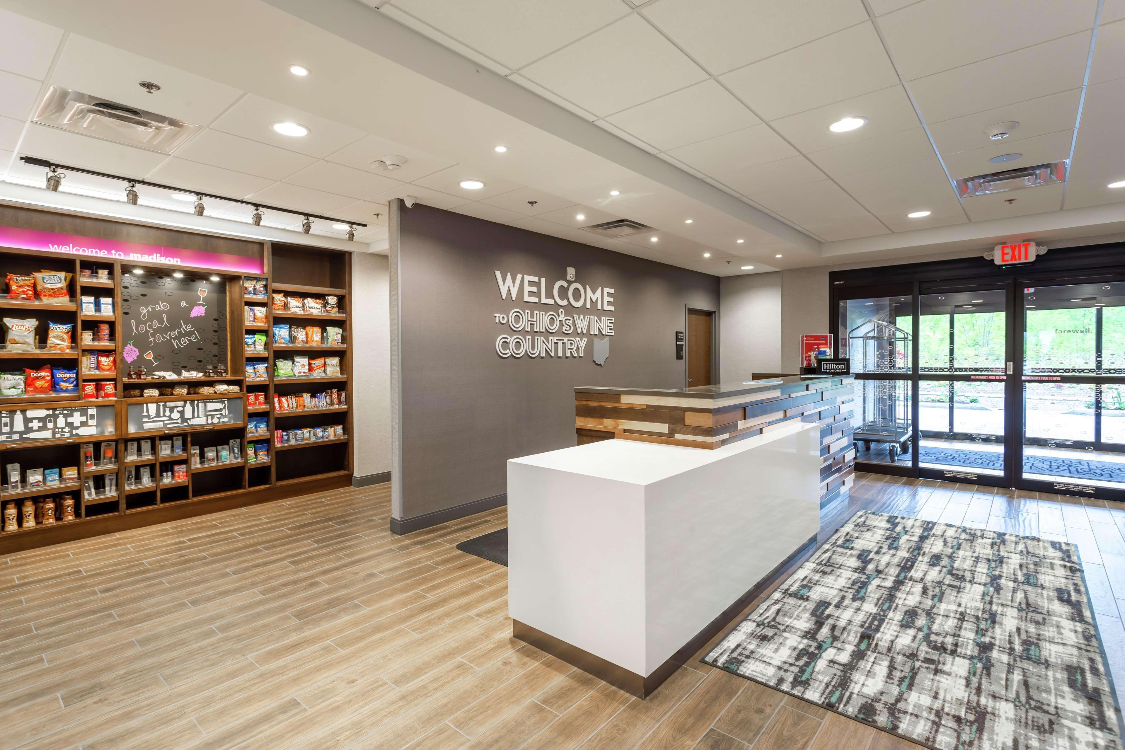 Hampton Inn Madison, Oh Ngoại thất bức ảnh