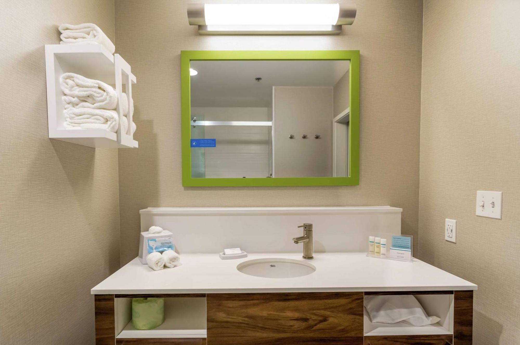 Hampton Inn Madison, Oh Ngoại thất bức ảnh